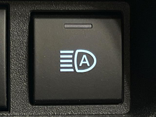 シエンタ ハイブリッドZ モデリスタエアロ 10型ナビ 全周囲カメラ シートヒーター 純正15アルミ 7人乗り AC100V電源 両側パワスラ セーフティセンス レーダークルーズ ブラインドスポットモニター LEDヘッド(40枚目)