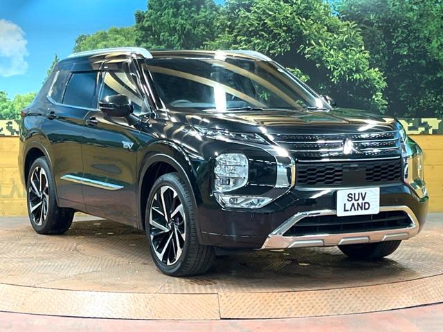 アウトランダーＰＨＥＶ Ｐ　４ＷＤ　パノラマルーフ　ＢＯＳＥサウンド　９型ナビ　全周囲カメラ　７人乗り　ルーフレール　禁煙車　パワーバックドア　シートヒーター　衝突軽減　マイパイロット　ブラインドスポットモニター　純正２０アルミ（16枚目）