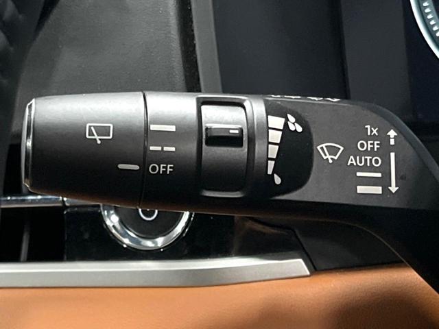 アウトランダーＰＨＥＶ Ｐ　４ＷＤ　パノラマルーフ　ＢＯＳＥサウンド　９型ナビ　全周囲カメラ　７人乗り　ルーフレール　禁煙車　パワーバックドア　シートヒーター　衝突軽減　マイパイロット　ブラインドスポットモニター　純正２０アルミ（34枚目）