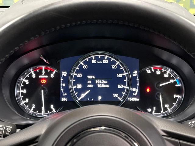 ＣＸ－８ ２５Ｓ　グランドジャーニー　４ＷＤ　１０型ナビ　全周囲カメラ　６人乗り　後席ウォークスルー　ルーフレール　寒冷地仕様　禁煙車　パワーバックドア　シートヒーター　衝突軽減　レーダークルーズ　ＢＳＭ　ヘッドアップディスプレイ　ＥＴＣ（30枚目）