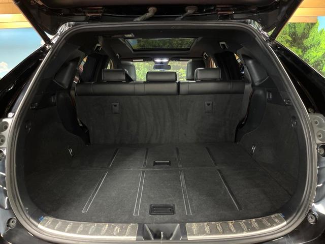 ハリアー プレミアム　サンルーフ　９型ＢＩＧＸ　禁煙車　パワーバックドア　車線逸脱警報　オートハイビーム　ハーフレザーシート　ＬＥＤヘッド　純正１８アルミ　パワーシート　フルセグＴＶ　ＥＴＣ　Ｂｌｕｅｔｏｏｔｈ接続可（10枚目）