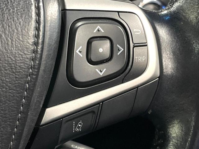 ハリアー プレミアム　サンルーフ　９型ＢＩＧＸ　禁煙車　パワーバックドア　車線逸脱警報　オートハイビーム　ハーフレザーシート　ＬＥＤヘッド　純正１８アルミ　パワーシート　フルセグＴＶ　ＥＴＣ　Ｂｌｕｅｔｏｏｔｈ接続可（26枚目）