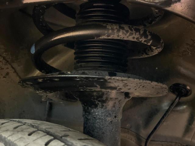 デリカＤ：５ Ｐ　禁煙車　全周囲カメラ　両側パワスラ　パワーバックドア　衝突軽減　レーダークルーズ　シートヒーター　パワーシート　純正１８アルミ　ＬＥＤヘッド　オートハイビーム　車線逸脱警報　スマートキー（20枚目）