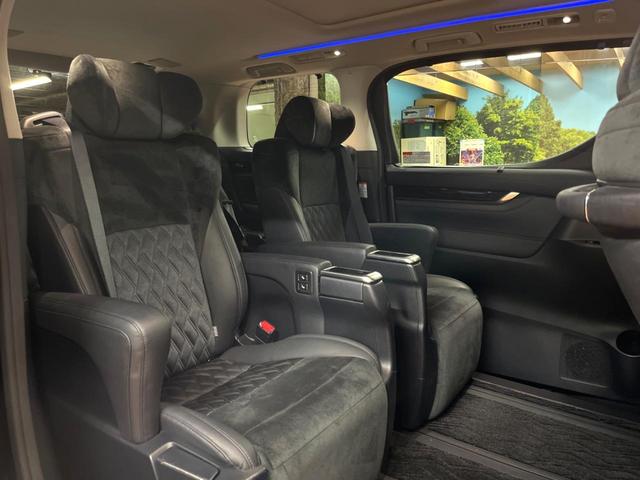 アルファード 2.5S Cパッケージ サンルーフ リアエンター JBLサウンド メーカーナビ 全周囲カメラ プリクラッシュセーフティ レーダークルーズ 禁煙車 両側パワスラ パワーバックドア 純正18アルミ LEDヘッド フルセグ ETC(10枚目)