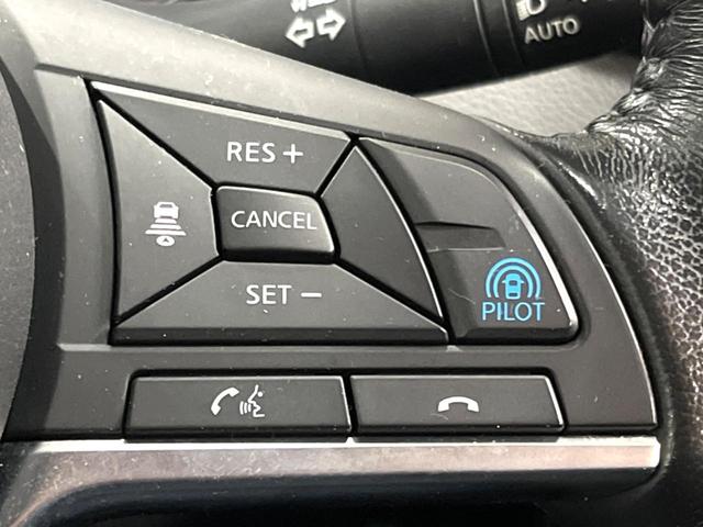 エクストレイル ２０Ｘｉ　ハイブリッド　禁煙車　メーカーナビ　全周囲カメラ　プロパイロット　シートヒーター　パワーバックドア　エマージェンシーブレーキ　フルセグ　ＬＥＤヘッド　ＥＴＣ　純正１７インチアルミ　Ｂｌｕｅｔｏｏｔｈ（5枚目）