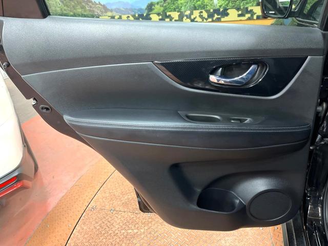 エクストレイル ２０Ｘｉ　ハイブリッド　禁煙車　メーカーナビ　全周囲カメラ　プロパイロット　シートヒーター　パワーバックドア　エマージェンシーブレーキ　フルセグ　ＬＥＤヘッド　ＥＴＣ　純正１７インチアルミ　Ｂｌｕｅｔｏｏｔｈ（51枚目）