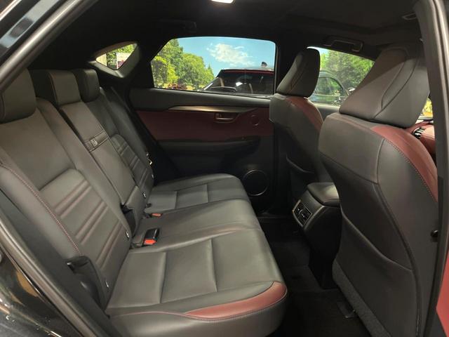 NX NX300h スパイス&シック サンルーフ 10型ナビ 全周囲カメラ 3眼LEDヘッド 禁煙車 シートエアコン パワーバックドア レクサスセーフティ レーダークルーズ ブラインドスポットモニター 純正18アルミ ETC2.0(9枚目)