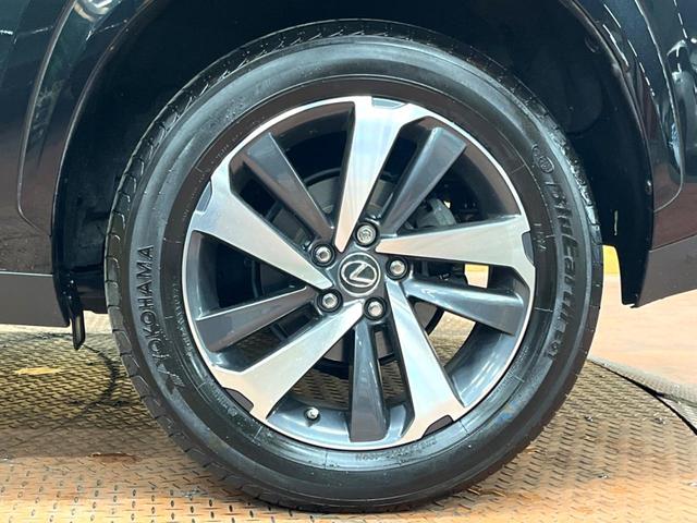 NX NX300h スパイス&シック サンルーフ 10型ナビ 全周囲カメラ 3眼LEDヘッド 禁煙車 シートエアコン パワーバックドア レクサスセーフティ レーダークルーズ ブラインドスポットモニター 純正18アルミ ETC2.0(50枚目)