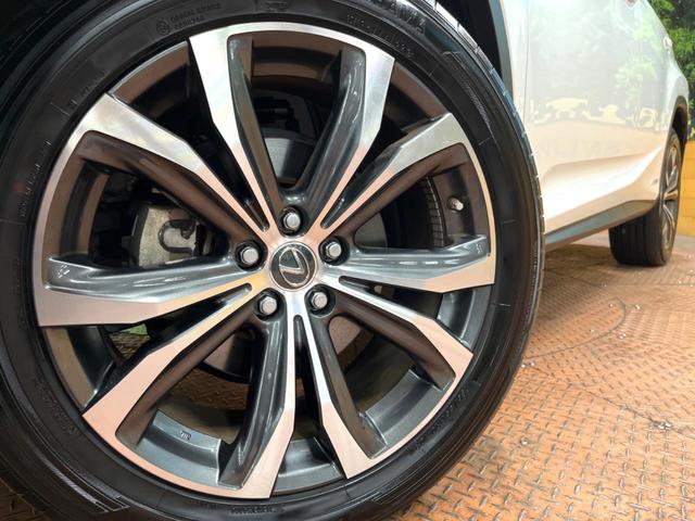 RX RX450hL 禁煙車 12型ナビ 全周囲カメラ シートベンチレーション レーダークルーズ ブラインドスポットモニター パワーバックドア ステアリングヒーター 3眼LED&フォグ AC100V電源(13枚目)