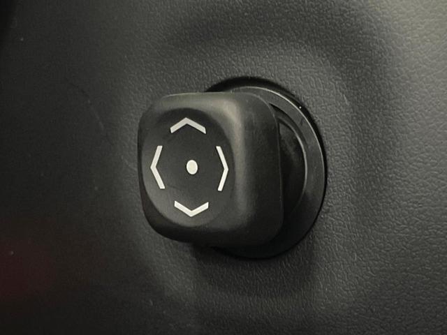 RX RX450hL 禁煙車 12型ナビ 全周囲カメラ シートベンチレーション レーダークルーズ ブラインドスポットモニター パワーバックドア ステアリングヒーター 3眼LED&フォグ AC100V電源(29枚目)