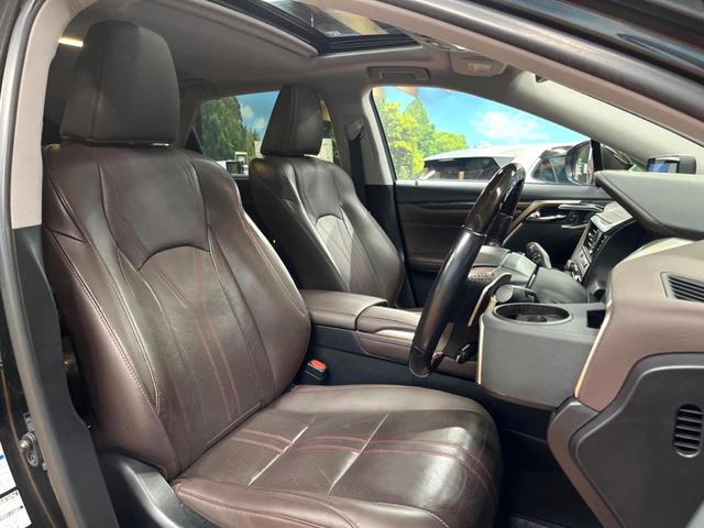 RX RX450h バージョンL サンルーフ 12型ナビ 全周囲カメラ 禁煙車 衝突軽減 ブラウンレザー 100V電源 電動リアゲート レザーシート 前席シートエアコン ドラレコ コーナーセンサー スマートキー LEDヘッド ETC(8枚目)