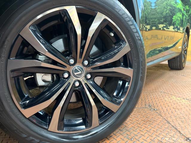 RX RX450h バージョンL サンルーフ 12型ナビ 全周囲カメラ 禁煙車 衝突軽減 ブラウンレザー 100V電源 電動リアゲート レザーシート 前席シートエアコン ドラレコ コーナーセンサー スマートキー LEDヘッド ETC(13枚目)