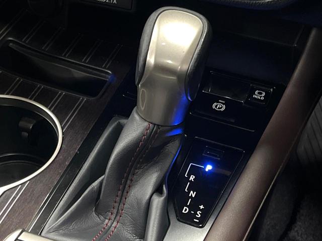 RX RX450h バージョンL サンルーフ 12型ナビ 全周囲カメラ 禁煙車 衝突軽減 ブラウンレザー 100V電源 電動リアゲート レザーシート 前席シートエアコン ドラレコ コーナーセンサー スマートキー LEDヘッド ETC(56枚目)