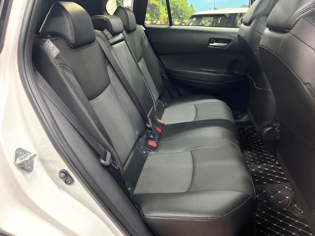 カローラクロス ハイブリッド Z ガラスルーフ 全周囲カメラ 10型ナビ トヨタチームメイト 禁煙車 電動リアゲート 衝突軽減 レーダークルーズ パワーシート ドラレコ コーナーセンサー スマートキー LEDヘッド ETC(9枚目)