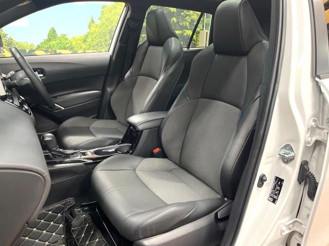 カローラクロス ハイブリッド Z ガラスルーフ 全周囲カメラ 10型ナビ トヨタチームメイト 禁煙車 電動リアゲート 衝突軽減 レーダークルーズ パワーシート ドラレコ コーナーセンサー スマートキー LEDヘッド ETC(22枚目)