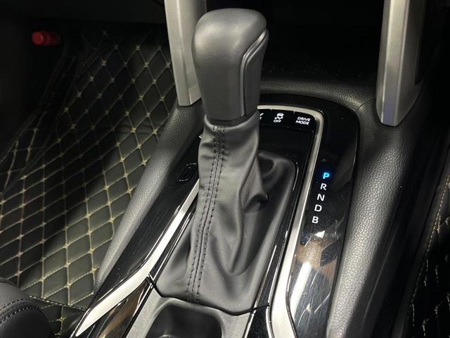 カローラクロス ハイブリッド Z ガラスルーフ 全周囲カメラ 10型ナビ トヨタチームメイト 禁煙車 電動リアゲート 衝突軽減 レーダークルーズ パワーシート ドラレコ コーナーセンサー スマートキー LEDヘッド ETC(43枚目)