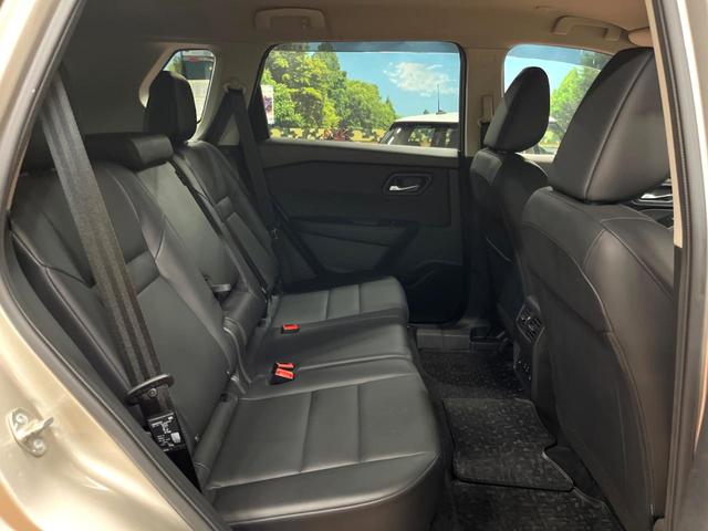 エクストレイル X e-4ORCE 禁煙車 12型ナビ 全周囲カメラ プロパイロット インテリジェントルームミラー 全席シートヒーター LEDヘッド 電動リアゲート シートメモリー セーフティアシスト レザーシート ETC(9枚目)