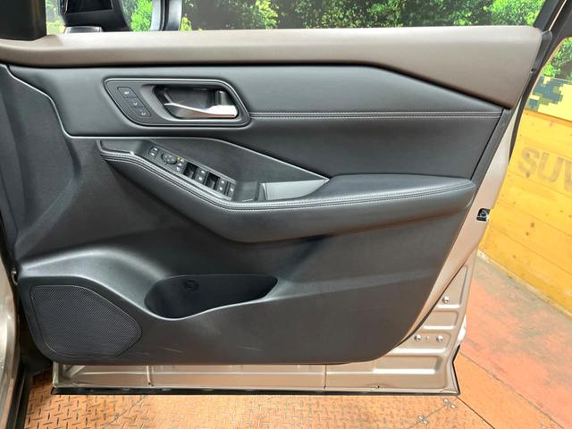 エクストレイル X e-4ORCE 禁煙車 12型ナビ 全周囲カメラ プロパイロット インテリジェントルームミラー 全席シートヒーター LEDヘッド 電動リアゲート シートメモリー セーフティアシスト レザーシート ETC(45枚目)