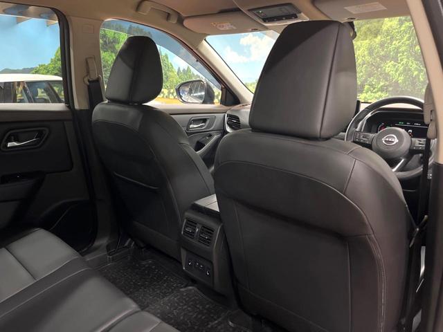 エクストレイル X e-4ORCE 禁煙車 12型ナビ 全周囲カメラ プロパイロット インテリジェントルームミラー 全席シートヒーター LEDヘッド 電動リアゲート シートメモリー セーフティアシスト レザーシート ETC(48枚目)