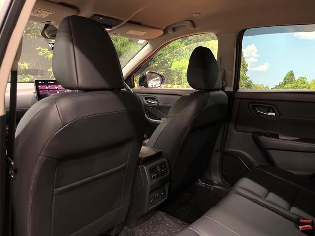 エクストレイル X e-4ORCE 禁煙車 12型ナビ 全周囲カメラ プロパイロット インテリジェントルームミラー 全席シートヒーター LEDヘッド 電動リアゲート シートメモリー セーフティアシスト レザーシート ETC(53枚目)