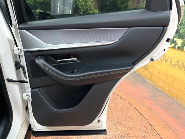 CX-60 XD-ハイブリッド エクスクルーシブスポーツ パノラマルーフ 12型ナビ 全周囲カメラ BOSE シートベンチレーション 禁煙車 ブラインドスポットモニター パワーシート レーダークルーズ 衝突軽減 ステアリングヒーター フルセグパワーバックドア(28枚目)