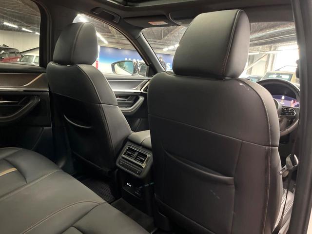 CX-60 XD-ハイブリッド エクスクルーシブスポーツ パノラマルーフ 12型ナビ 全周囲カメラ BOSE シートベンチレーション 禁煙車 ブラインドスポットモニター パワーシート レーダークルーズ 衝突軽減 ステアリングヒーター フルセグパワーバックドア(64枚目)