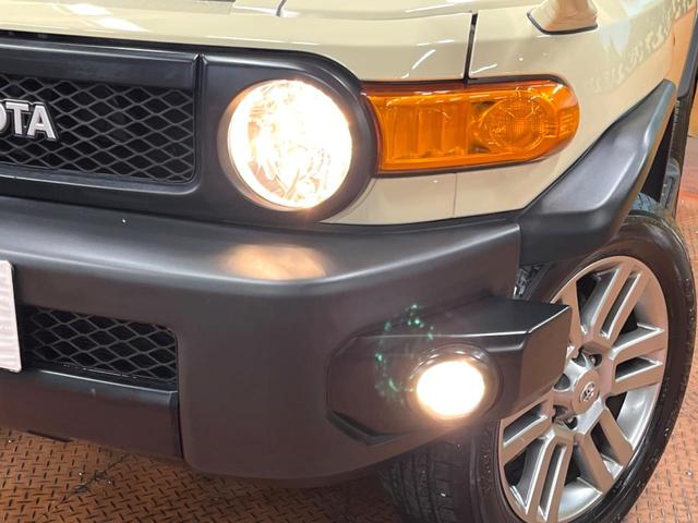 FJクルーザー ファイナルエディション 禁煙車 純正ナビ バックカメラ リアデフロック クリアランスソナー クルーズコントロール ETC フルセグ Bluetooth再生 純正20インチアルミ リアフォグ(13枚目)