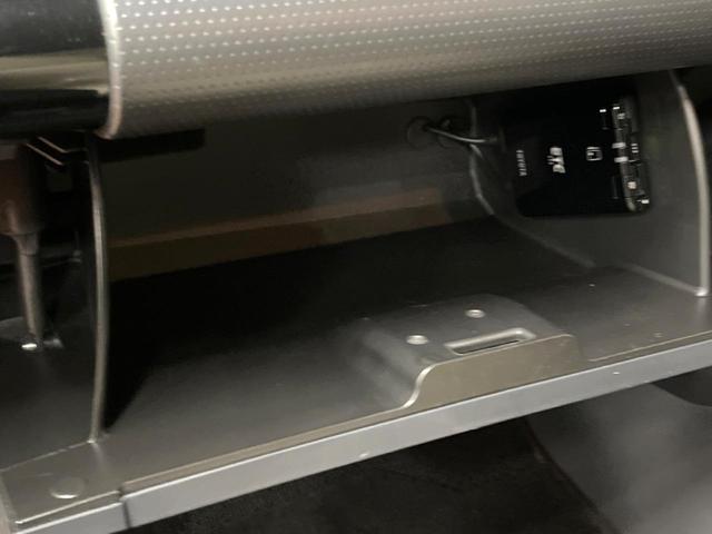 FJクルーザー ファイナルエディション 禁煙車 純正ナビ バックカメラ リアデフロック クリアランスソナー クルーズコントロール ETC フルセグ Bluetooth再生 純正20インチアルミ リアフォグ(27枚目)