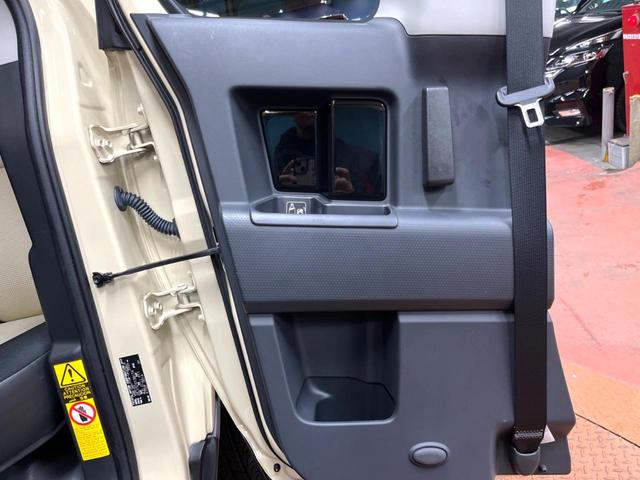 FJクルーザー ファイナルエディション 禁煙車 純正ナビ バックカメラ リアデフロック クリアランスソナー クルーズコントロール ETC フルセグ Bluetooth再生 純正20インチアルミ リアフォグ(30枚目)