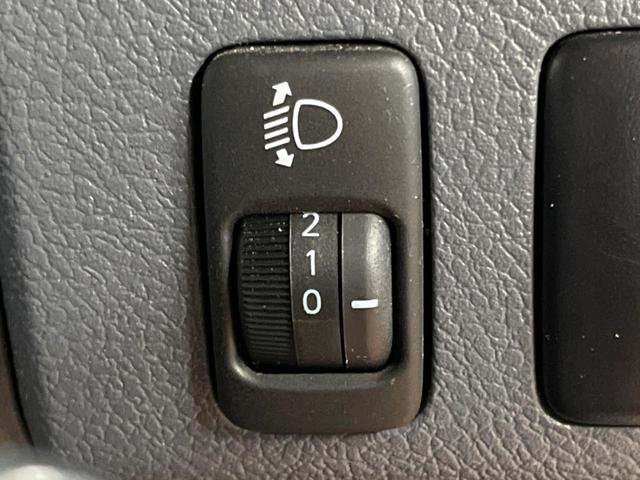 ランドクルーザー70 バン 4WD 禁煙車 5MT車 BFグッドリッチタイヤ 15インチアルミ SDナビ フルセグTV バックカメラ ETC Bluetooth接続可 キーレスキー 盗難防止装置 グレー革調シートカバー(41枚目)