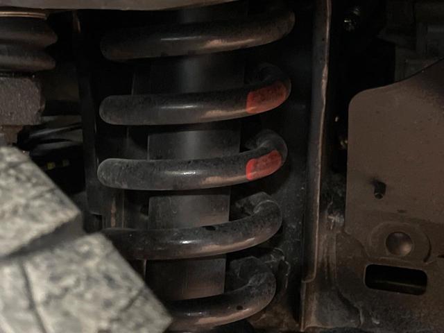 ランドクルーザープラド TX Lパッケージ サンルーフ 7人乗り 9型ナビ 黒革シート ブラックルーフレール シートエアコン セーフティセンス レーダークルーズ クリアランスソナー LEDヘッド 純正17アルミ バックカメラ ETC フルセグ(20枚目)