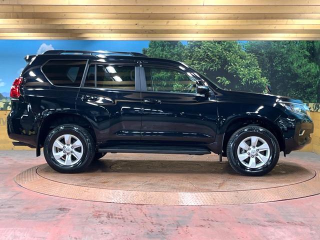 ランドクルーザープラド TX Lパッケージ サンルーフ 7人乗り 9型ナビ 黒革シート ブラックルーフレール シートエアコン セーフティセンス レーダークルーズ クリアランスソナー LEDヘッド 純正17アルミ バックカメラ ETC フルセグ(52枚目)