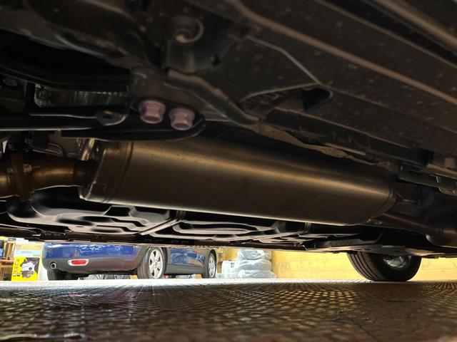 ヴェルファイアハイブリッド Z プレミア 左右独立ムーンルーフ 14型ナビ 全周囲カメラ ユニバーサルステップ デジタルインナーミラー トヨタチームメイト 茶革シート 禁煙車 両側パワスラ パワーバックドア シートエアコン AC100V電源(47枚目)