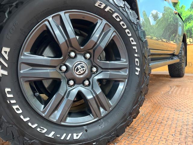 ハイラックス Ｚ　トノカバー　ＢＦグッドリッチ　純正ナビ　バックカメラ　衝突軽減　レーダークルーズ　禁煙車　クリアランスソナー　ＬＥＤヘッド＆フォグ　純正１７インチアルミ　フルセグ　Ｂｌｕｅｔｏｏｔｈ再生（11枚目）