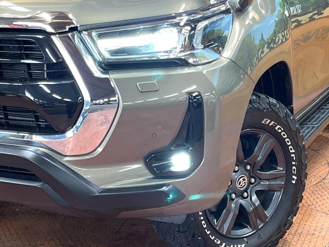 ハイラックス Ｚ　トノカバー　ＢＦグッドリッチ　純正ナビ　バックカメラ　衝突軽減　レーダークルーズ　禁煙車　クリアランスソナー　ＬＥＤヘッド＆フォグ　純正１７インチアルミ　フルセグ　Ｂｌｕｅｔｏｏｔｈ再生（13枚目）