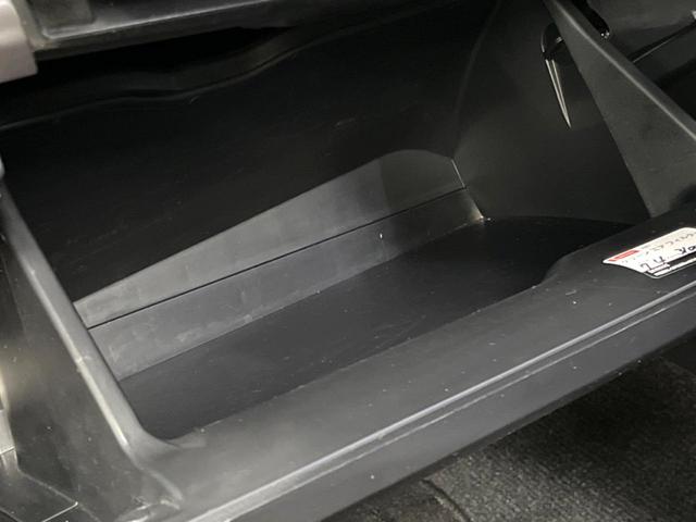 ハイラックス Ｚ　トノカバー　ＢＦグッドリッチ　純正ナビ　バックカメラ　衝突軽減　レーダークルーズ　禁煙車　クリアランスソナー　ＬＥＤヘッド＆フォグ　純正１７インチアルミ　フルセグ　Ｂｌｕｅｔｏｏｔｈ再生（21枚目）