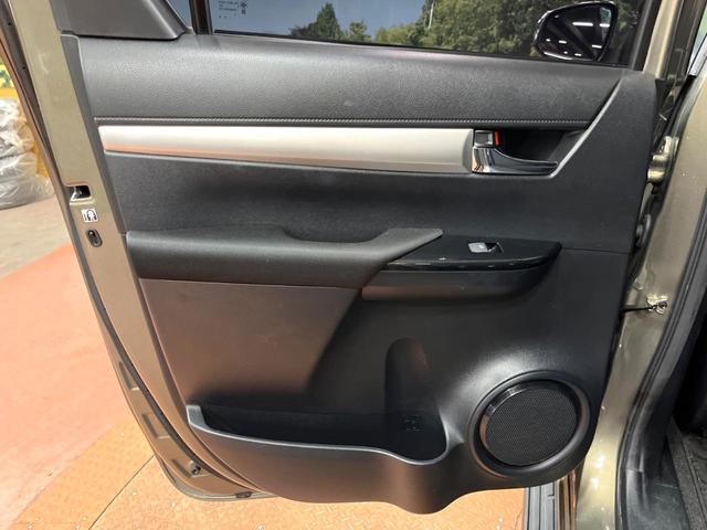 ハイラックス Ｚ　トノカバー　ＢＦグッドリッチ　純正ナビ　バックカメラ　衝突軽減　レーダークルーズ　禁煙車　クリアランスソナー　ＬＥＤヘッド＆フォグ　純正１７インチアルミ　フルセグ　Ｂｌｕｅｔｏｏｔｈ再生（28枚目）