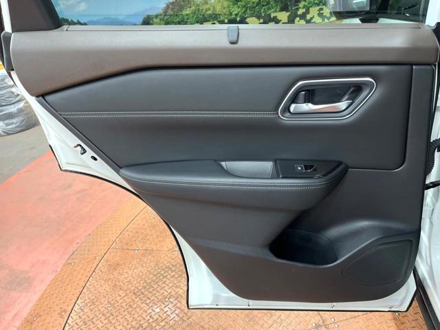 エクストレイル G e-4ORCE 禁煙車 4WD 12.3インチ 全周囲カメラ 衝突被害軽減システム レーダークルーズ 電動リアゲート コーナーセンサー スマートキー LEDヘッド ETC2.0 オートハイビーム パークアシスト(53枚目)