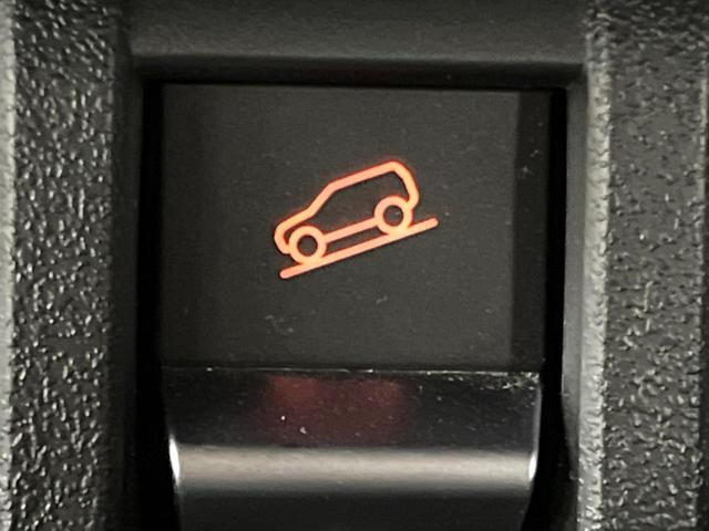 ジムニー XC MT車 バックカメラ セーフティーサポート 禁煙車 シートヒーター LEDヘッド クルーズコントロール オートライト オートエアコン 純正16インチアルミ Bluetooth(6枚目)