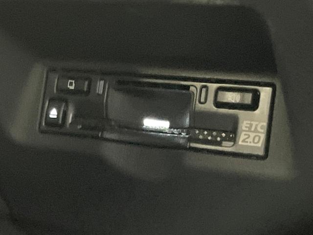 ヴェルファイアハイブリッド Z プレミア 後席モニター ガラスルーフ 14型ナビ 両側電動ドア 全周囲カメラ セーフティセンス レーダークルーズ 禁煙車 レザーシート レーダークルーズ シートベンチレーション LEDヘッド 100V電源(44枚目)