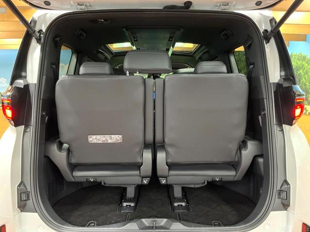 ヴェルファイアハイブリッド Z プレミア 後席モニター ガラスルーフ 14型ナビ 両側電動ドア 全周囲カメラ セーフティセンス レーダークルーズ 禁煙車 レザーシート レーダークルーズ シートベンチレーション LEDヘッド 100V電源(54枚目)