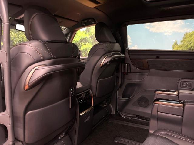 ヴェルファイアハイブリッド Z プレミア 後席モニター ガラスルーフ 14型ナビ 両側電動ドア 全周囲カメラ セーフティセンス レーダークルーズ 禁煙車 レザーシート レーダークルーズ シートベンチレーション LEDヘッド 100V電源(59枚目)