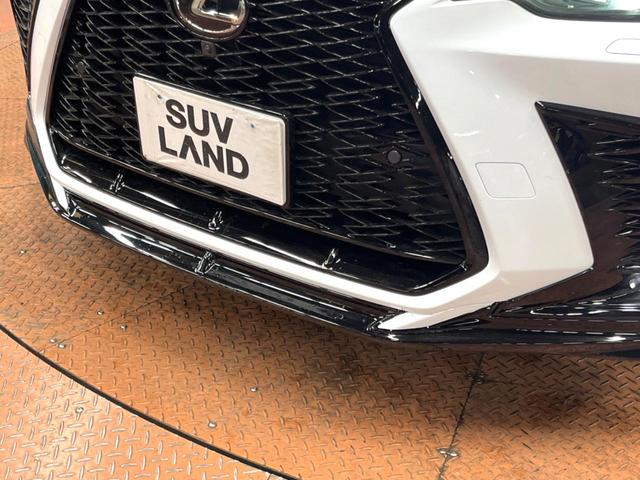 ＮＸ ＮＸ３５０ｈ　Ｆスポーツ　サンルーフ　ＴＲＤエアロ　１４型ナビ　デジタルインナーミラー　全周囲カメラ　セーフティシステム　レーダークルーズ　パワーバックドア　ブラインドスポットモニター　レザーシート　シートベンチレーション（3枚目）