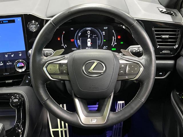 ＮＸ ＮＸ３５０ｈ　Ｆスポーツ　サンルーフ　ＴＲＤエアロ　１４型ナビ　デジタルインナーミラー　全周囲カメラ　セーフティシステム　レーダークルーズ　パワーバックドア　ブラインドスポットモニター　レザーシート　シートベンチレーション（13枚目）