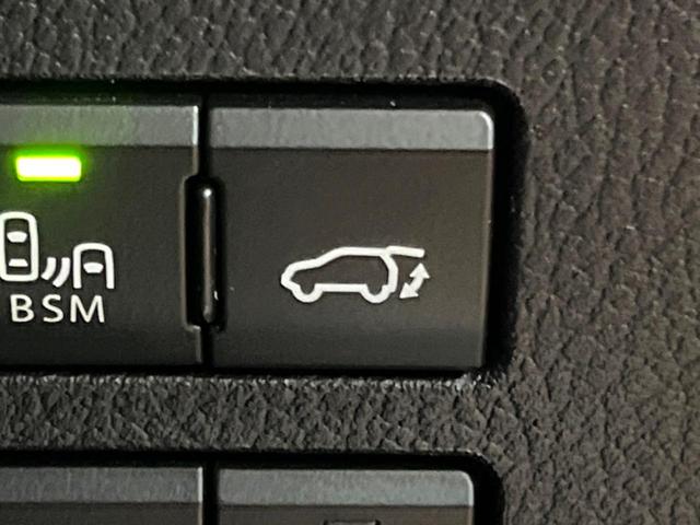 ＮＸ ＮＸ２００ｔ　Ｆスポーツ　ＳＤナビ　全周囲カメラ　衝突被害軽減システム　レーダークルーズ　ブラインドスポットモニター　禁煙車　電動リアゲート　レザーシート　シートベンチレーション　パワーシート　フルセグ　Ｂｌｕｅｔｏｏｔｈ再生（6枚目）