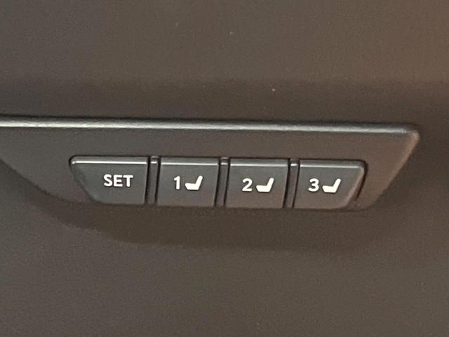 ＮＸ ＮＸ２００ｔ　Ｆスポーツ　ＳＤナビ　全周囲カメラ　衝突被害軽減システム　レーダークルーズ　ブラインドスポットモニター　禁煙車　電動リアゲート　レザーシート　シートベンチレーション　パワーシート　フルセグ　Ｂｌｕｅｔｏｏｔｈ再生（59枚目）