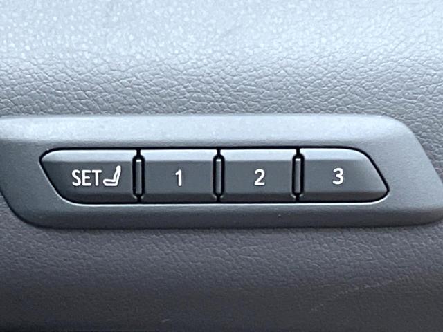 UX UX250h Fスポーツ 10型ナビ 全周囲カメラ レーダークルーズ セーフティシステム ブラインドスポットモニター 禁煙車 パワーバックドア シートベンチレーション レザーシート パワーシート LEDヘッド ETC2.0(59枚目)