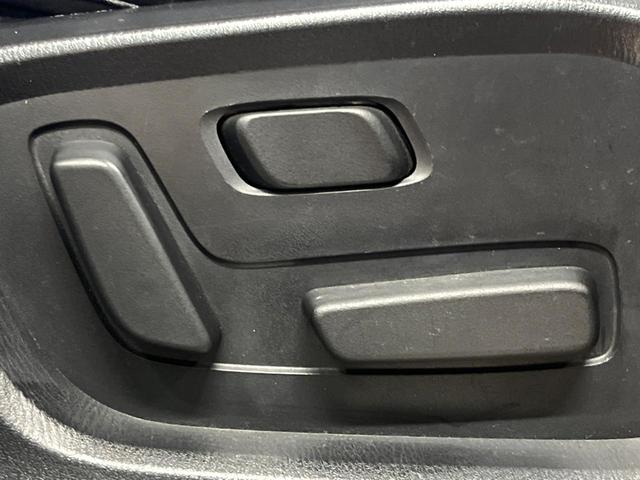 ＣＸ－８ ＸＤプロアクティブ　後席モニター　禁煙　コネクトナビ　フルセグＴＶ　全周囲カメラ　レーダークルーズ　コーナーセンサー　衝突軽減　　パワーシート　シートヒーター　ステアリングヒーター　純正１９インチ　ＬＥＤヘッド（30枚目）