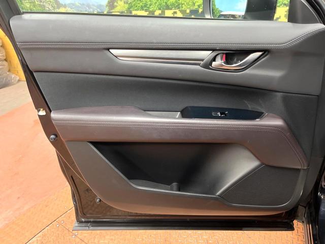 ＣＸ－８ ＸＤプロアクティブ　後席モニター　禁煙　コネクトナビ　フルセグＴＶ　全周囲カメラ　レーダークルーズ　コーナーセンサー　衝突軽減　　パワーシート　シートヒーター　ステアリングヒーター　純正１９インチ　ＬＥＤヘッド（46枚目）