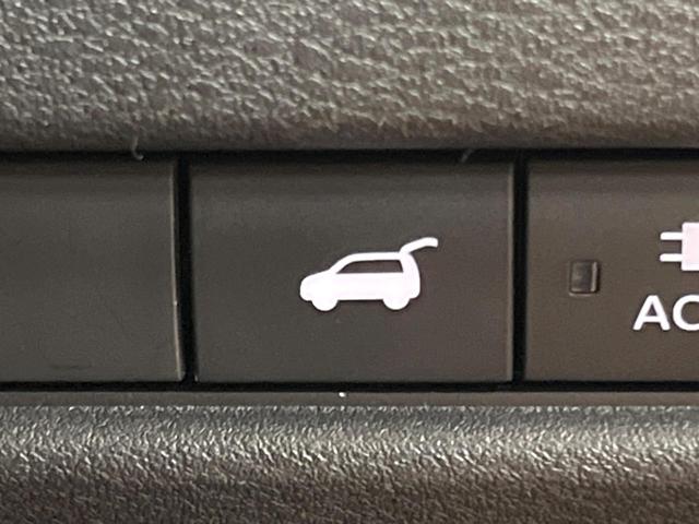 エクストレイル G e-4ORCE 12型ナビ 全周囲カメラ プロパイロット デジタルインナーミラー ブラインドスポットモニター 禁煙車 衝突軽減システム 全席シートヒーター パワーバックドア ワイヤレス充電 Bluetooth再生(40枚目)